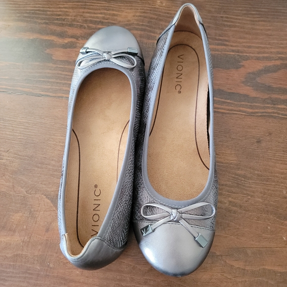 Vionic Women's Minna Metallic Ballet Flats SZ 9 - Picture 10 of 11